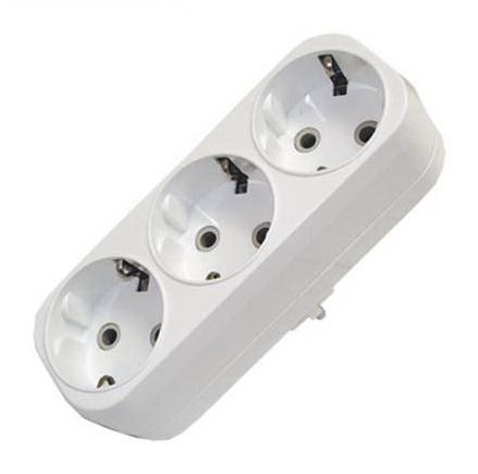 UNIVersal Разветвитель 3 гнезда с заземляющими контактами Белый плоский 16А 250В  (тройник) А303